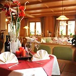 Sport Und Klausen Otel
