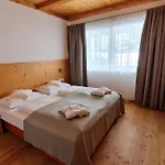 Sport Und Klausen Otel Kirchberg in Tirol