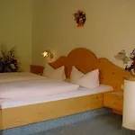 Otel Sport Und Klausen 4*
