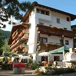 Sport Und Klausen Otel
