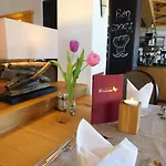 Otel Sport Und Klausen 4*