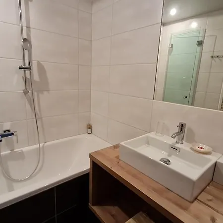 Hotel Sport Und Klausen 4*