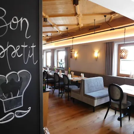 Hotel Sport Und Klausen Kirchberg in Tirol